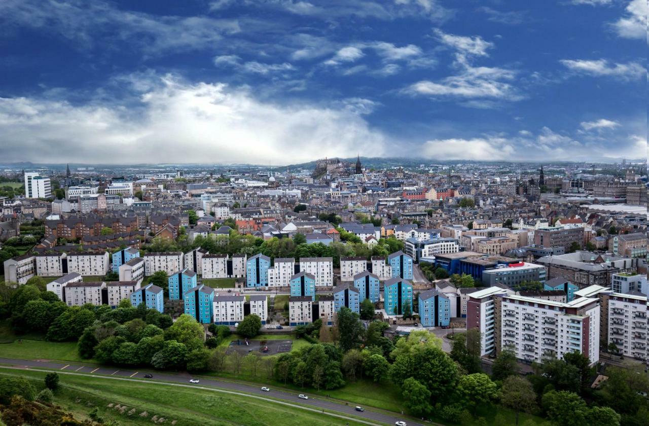 Holyrood Skyline Apartment Edinburgh Bagian luar foto